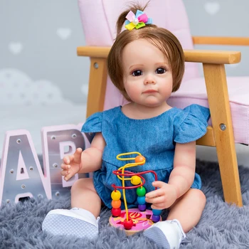 NPK 55 СМ Кукла Bebe Reborn для Маленьких Девочек Мэгги с Каштановыми волосами, Приятная Кукла для Маленьких Девочек, Высококачественный Подарок для Детей